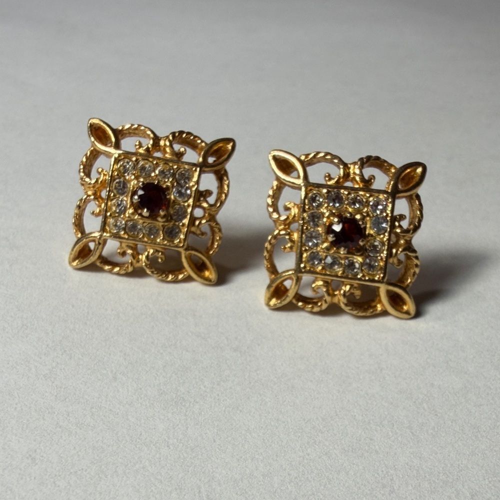 Avon Gold-Tone Filigree Square Earrings with Red Center Stones Vintage